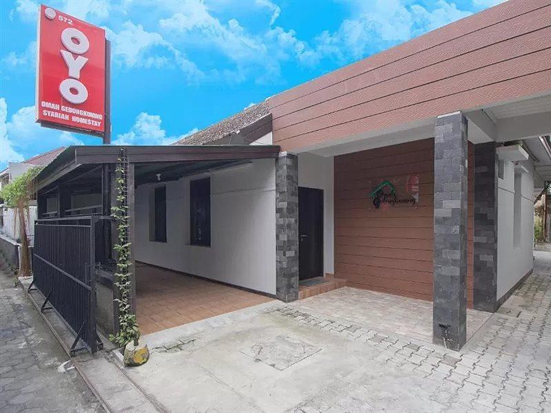 Oyo 572 Omah Gedongkuning Syariah Homestay Yogyakarta Exterior photo